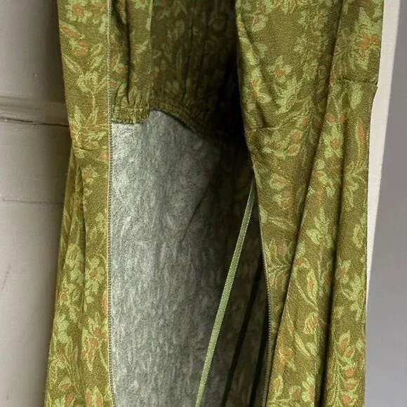 NWOT - Reformation Bobbie Dress Green - Size M - Picture 8 of 9